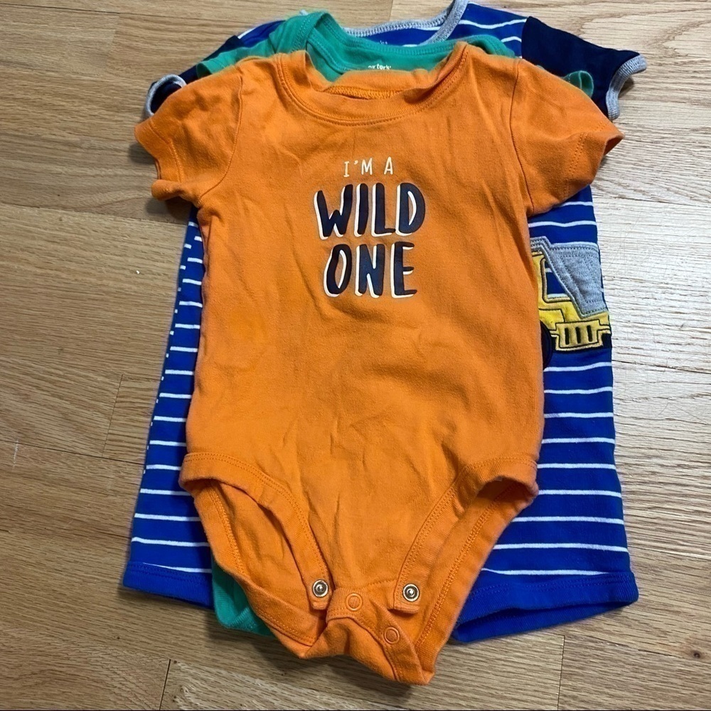 18 mos Boy Clothing Bundle Romper Long Sleeve Shirt Short Sleeve Onesie Nike - Picture 7 of 7